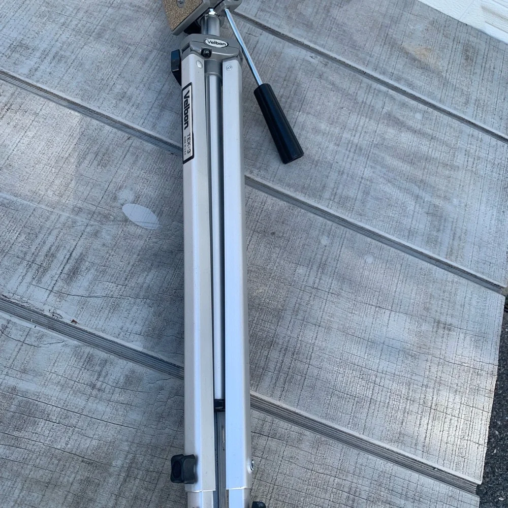 Vtg Velbon TGK-3 Aluminum Adjustable Camera Photo Video Tripod Stand USA